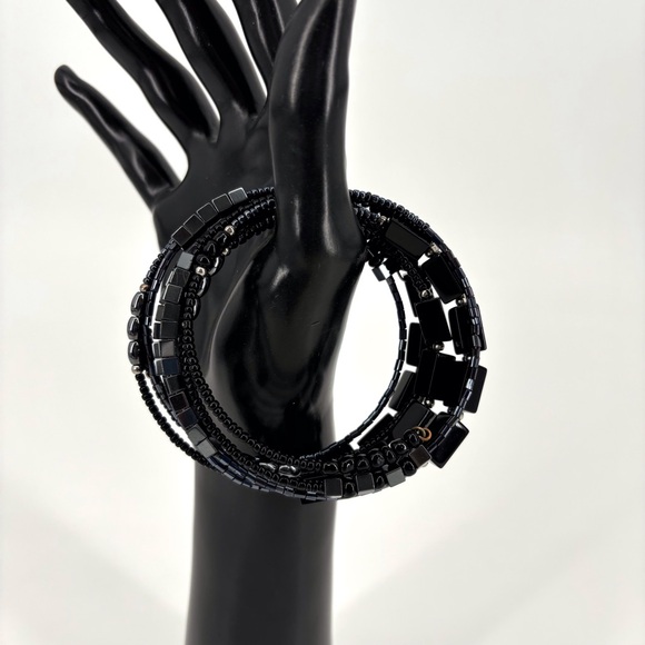 Hematite, Black Onyx, and Bead Wired Wrap Around Bracelet - Picture 2 of 10